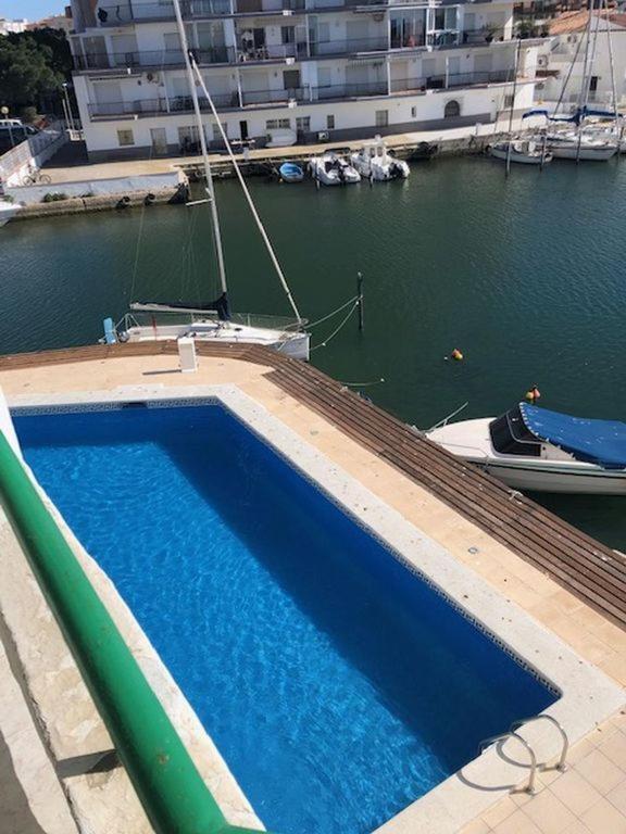 Bonito Apartamento En Roses Zona Familiar מראה חיצוני תמונה